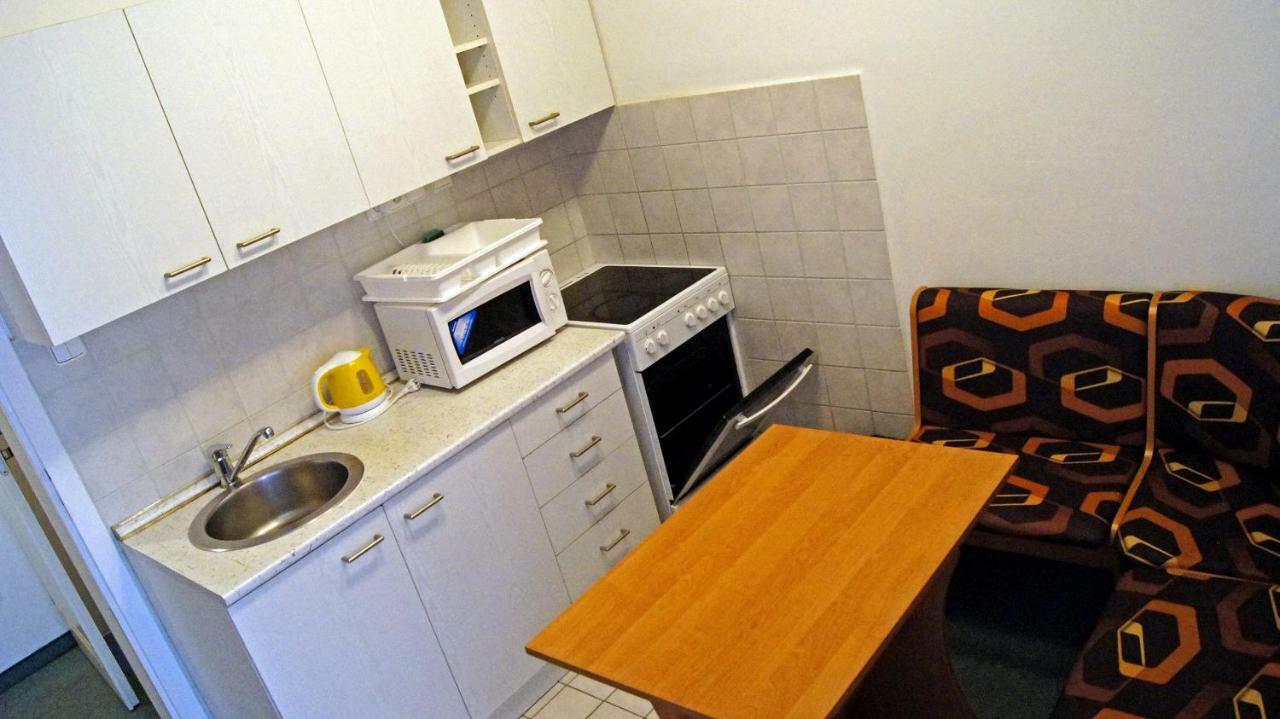 A Pousada Km House Cerny Most Praga Exterior foto